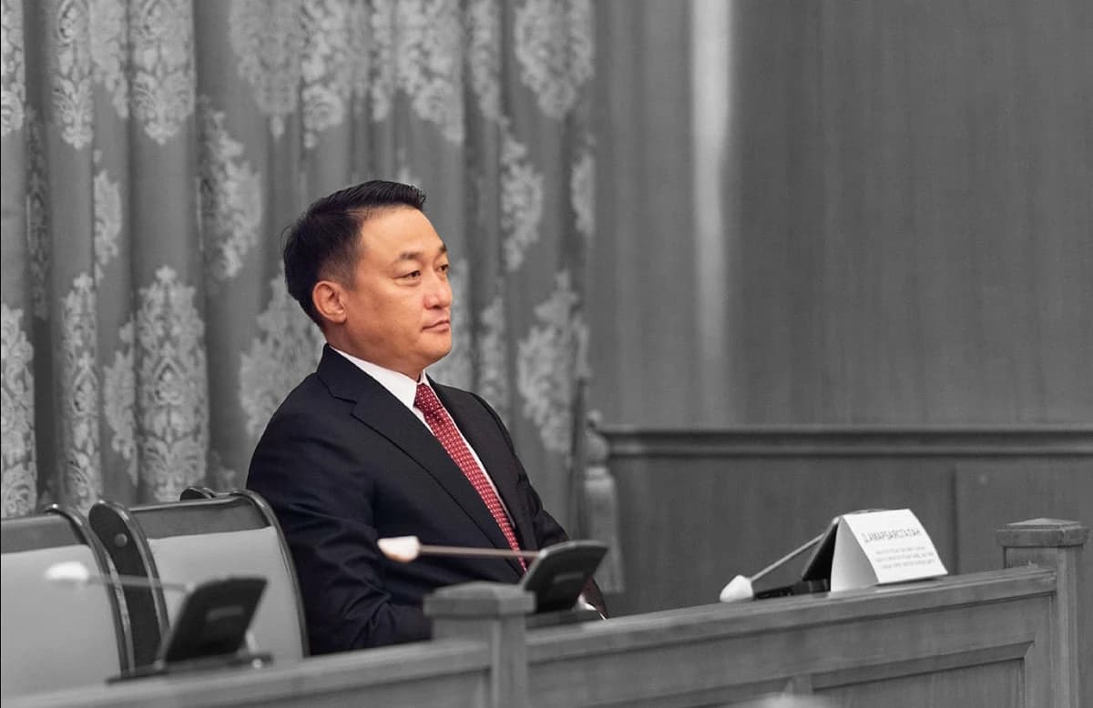 Д.Амарбаясгалангийн 10 алдаа!