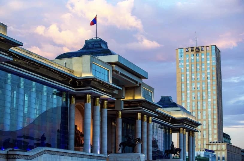 Манай төрийн фашист шинж           