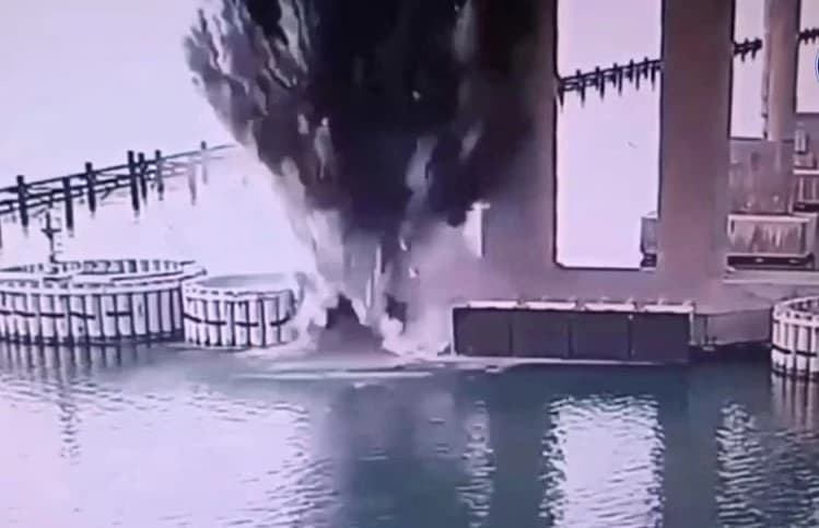 Оросын цувааг Украины зэвсэгт хүчин цохилтод оруулж, устгасан байна