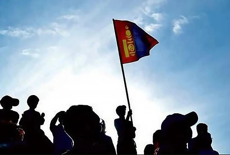 Монголчуудын тэмдэглэх ёстой баяр, хамгаалах ёстой ЭРХ ЧӨЛӨӨ!