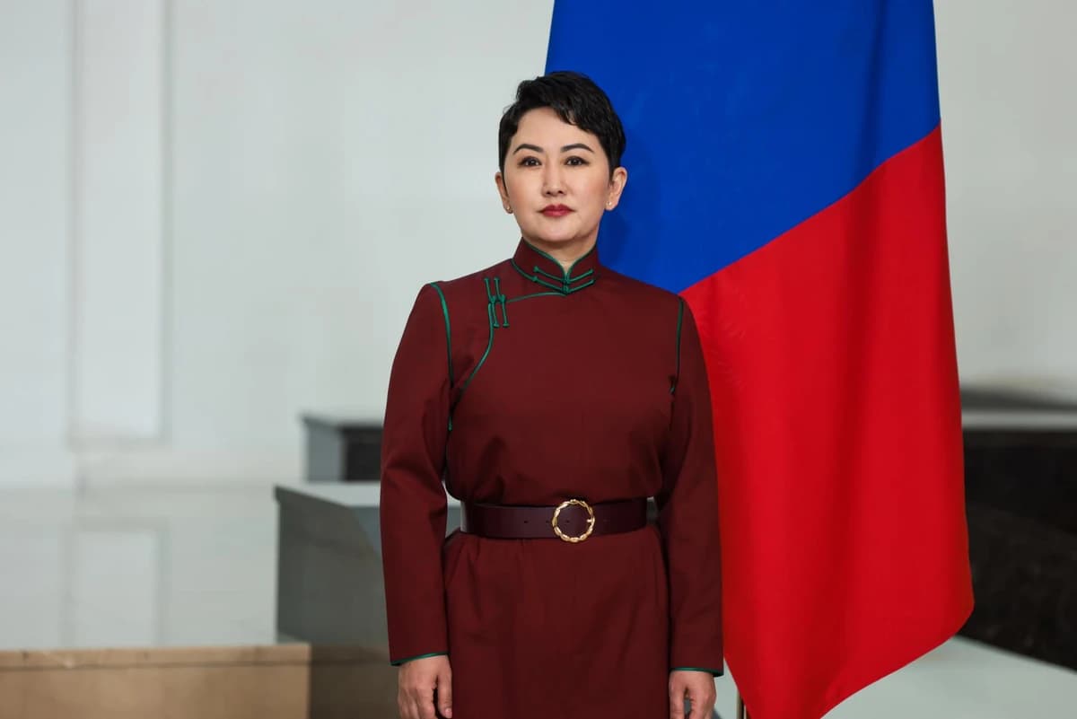 蒙古国外交部长巴·巴图其其格新年贺词全文