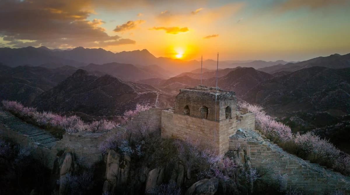 Хятад орон коммунизмаас хойш: Ирээдүйн шилжилтэд бэлтгэх нь!