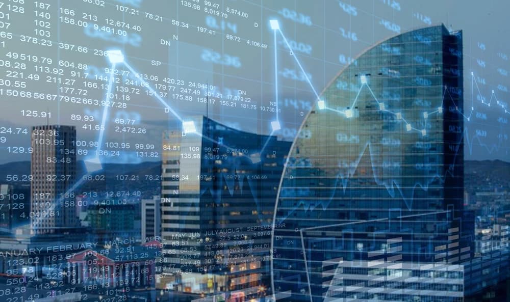 Улс төрөө ардаа орхиод, урагшаа хараад эдийн засгаа бодъё