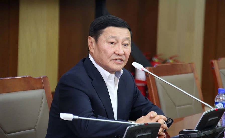 “Оюутолгой”-н сонсгол: Н.Алтанхуягийн популизм ба няцаалт