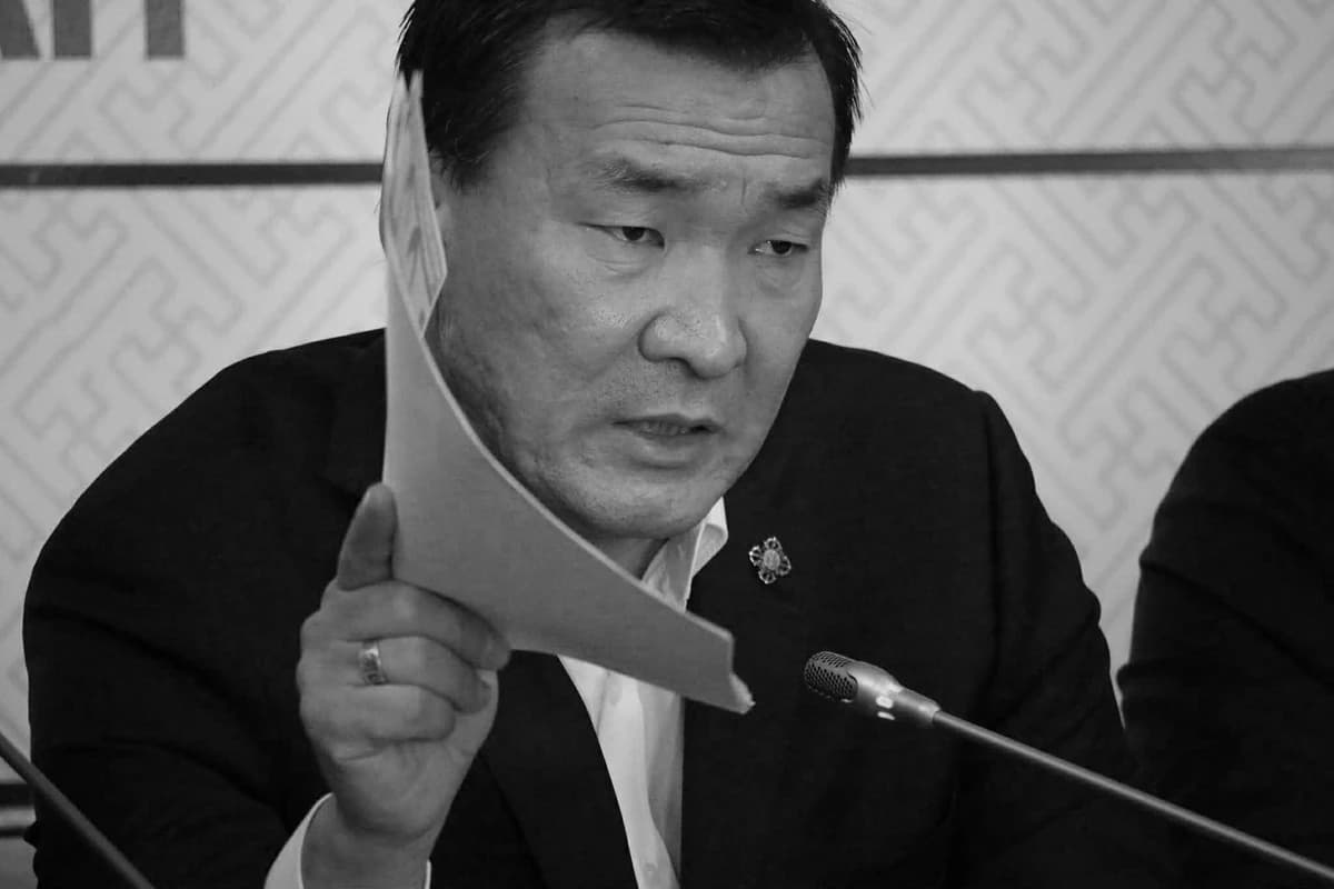 С.Ганбаатарын ХОРИН НҮҮР!