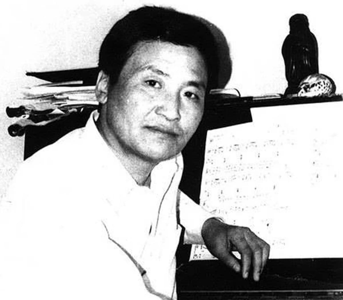 Алдрай насны дуулал байж ээ, чи