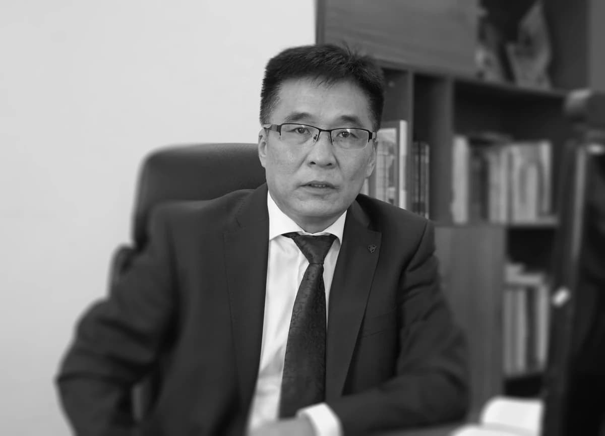 ИЗНН-д “төрийн эргэлт” гарав!